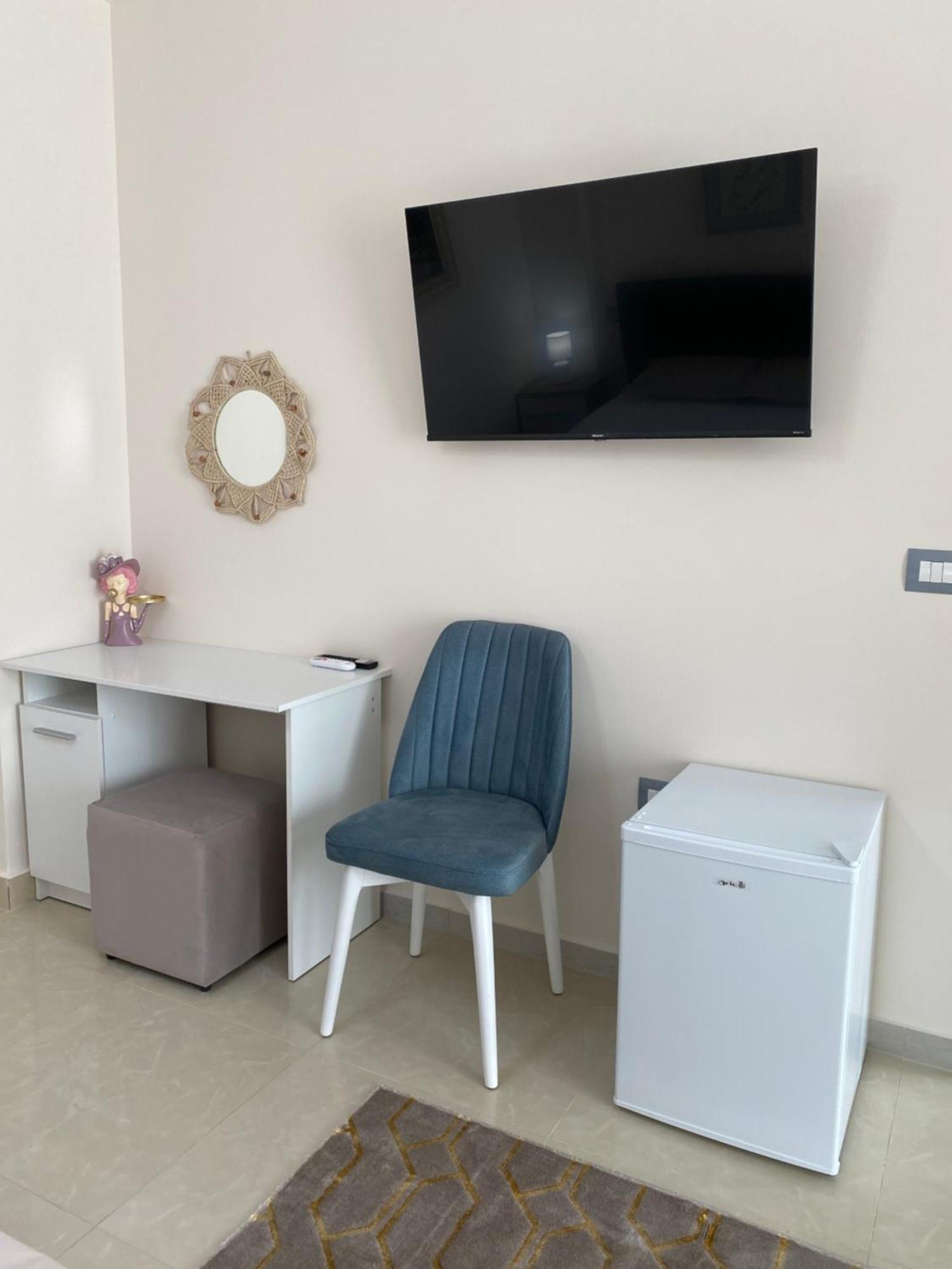 Tinas Rooms Durres Bagian luar foto
